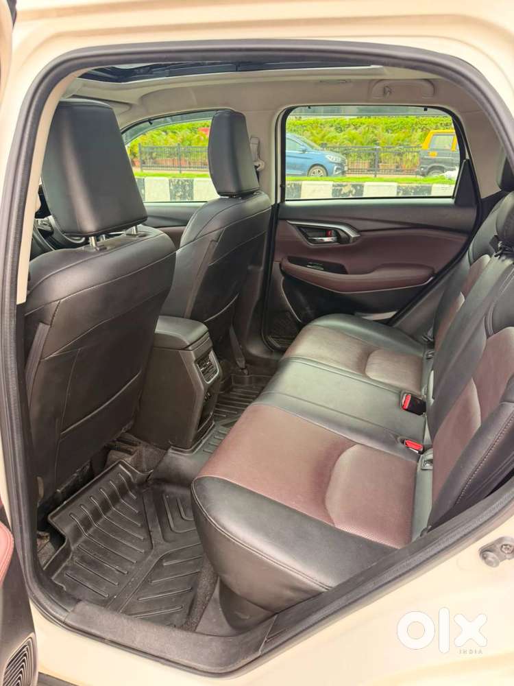 2023 Maruti Grand Vitara Smart Hybrid Alpha Automatic 1own Vip Number