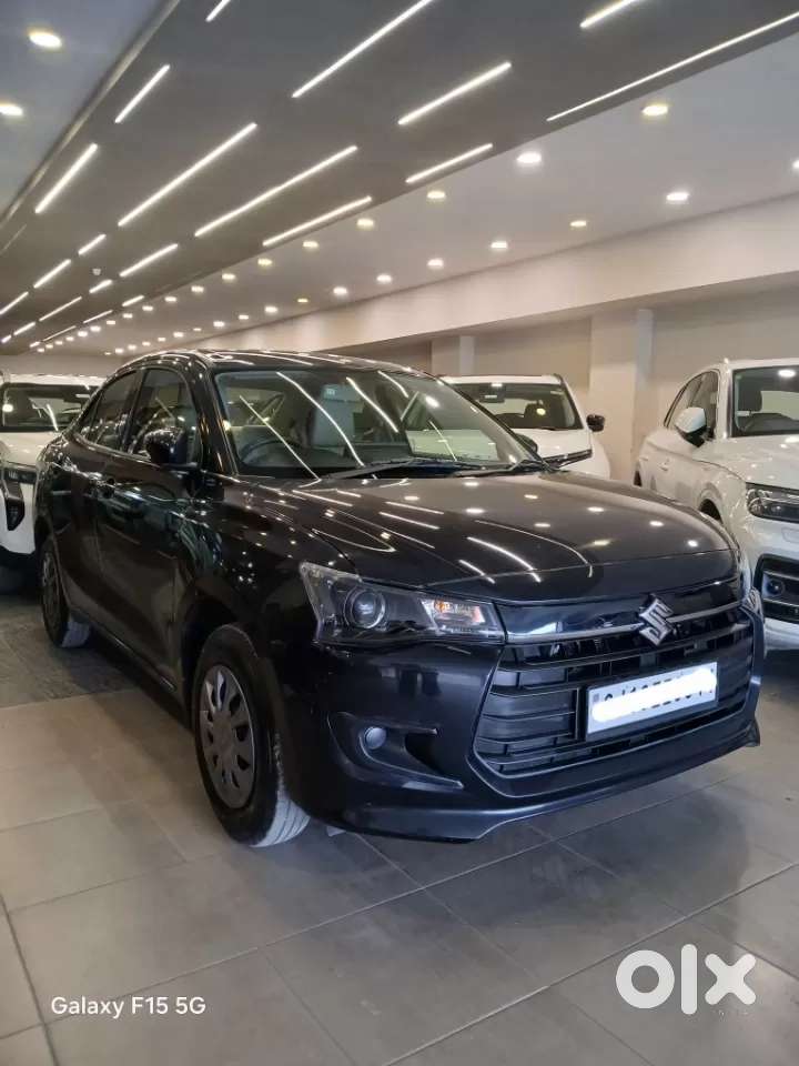 Maruti Suzuki Dzire 1.2 Vxi Amt, 2025, Petrol