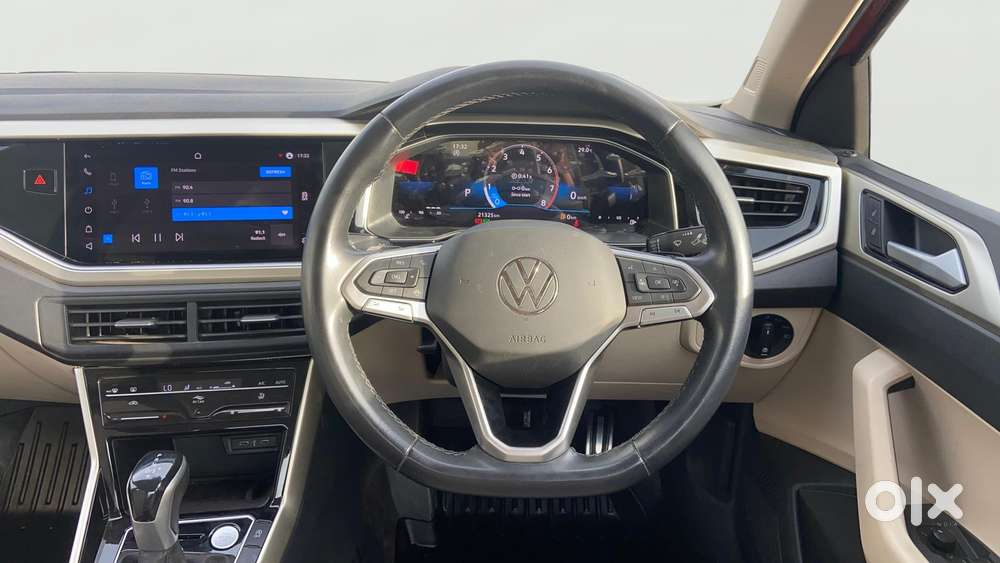 Volkswagen Virtus 1.0 Topline Tsi At, 2023, Petrol