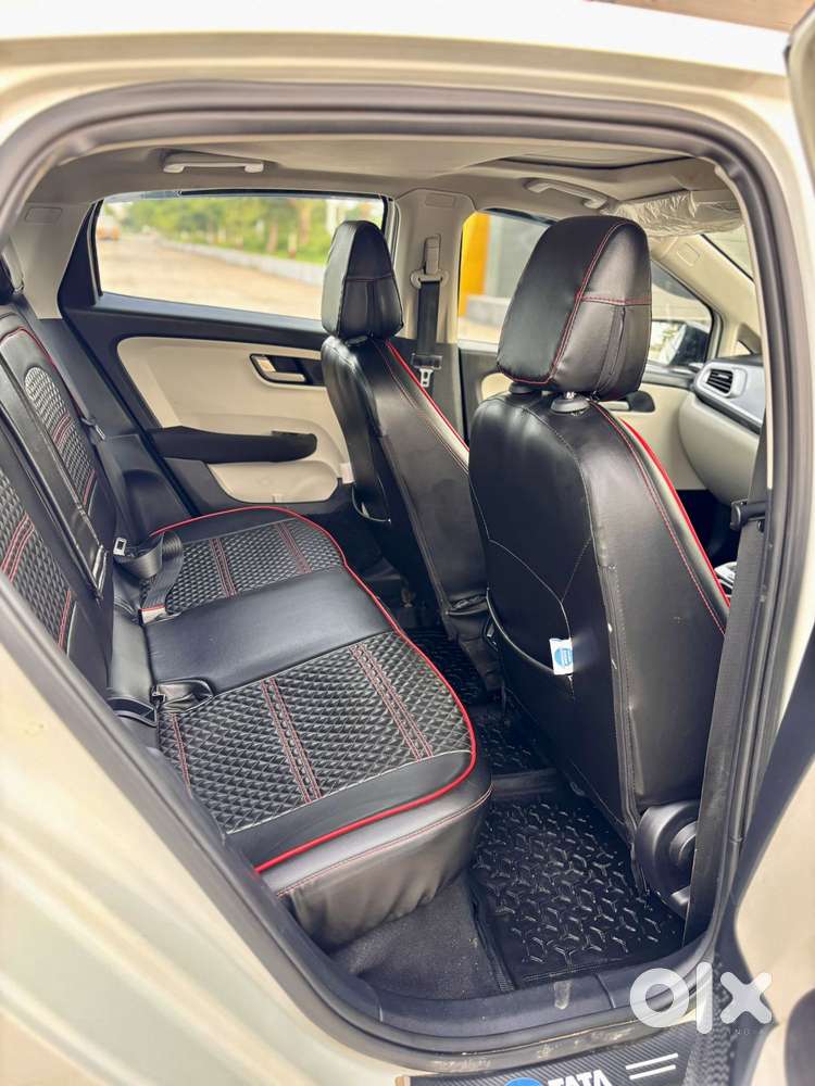 Tata Altroz Xz Plus (s) Dark Edition, 2023, Petrol