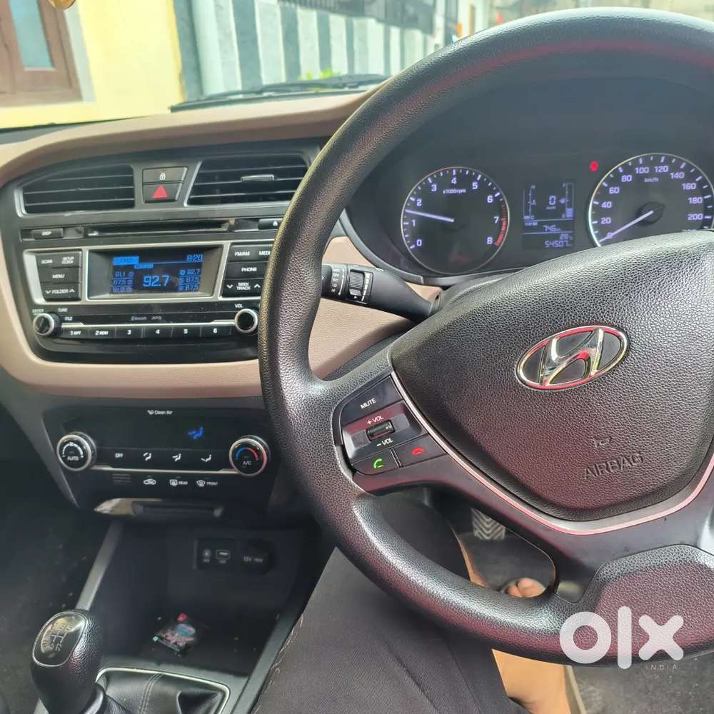 Hyundai New I20 Sportz 2015