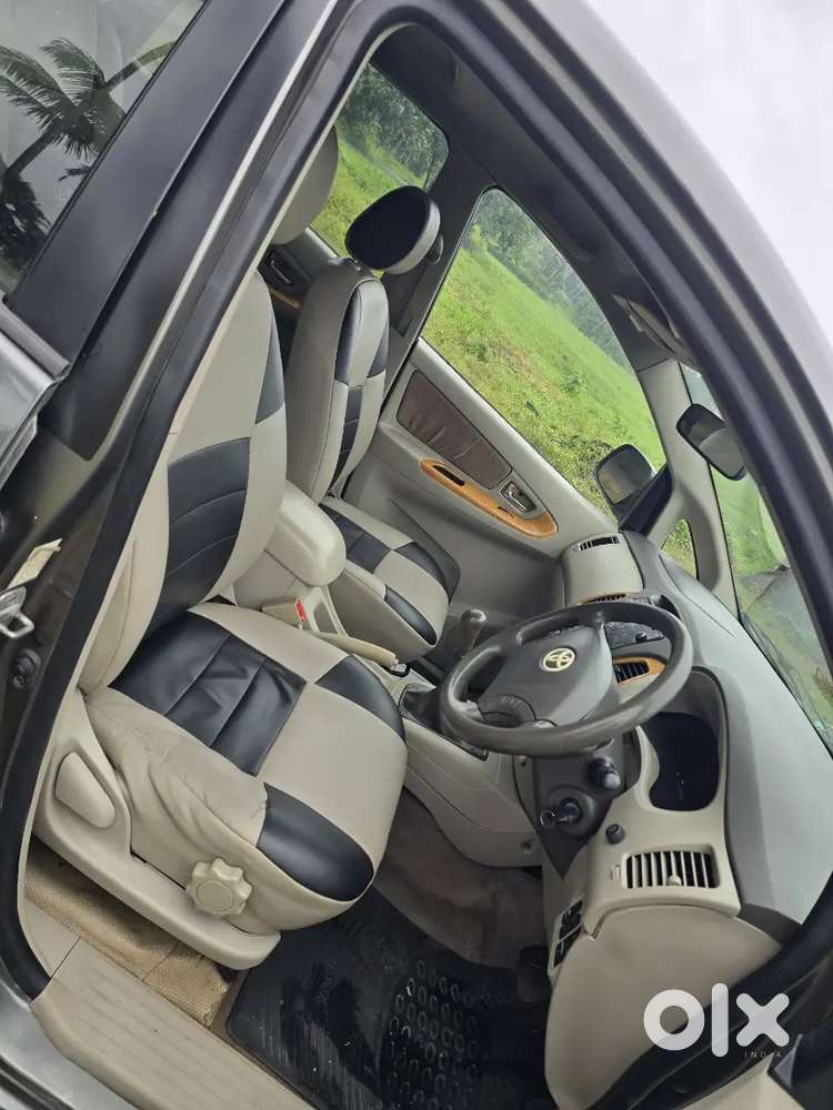 Toyota Innova Diesel 2011 Car