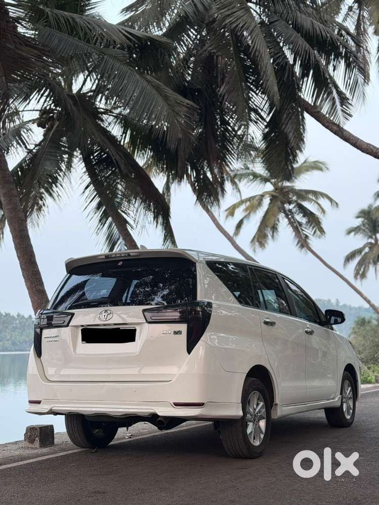 Toyota Innova Crysta Diesel 2017