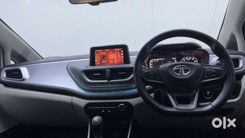 Tata Altroz 1.5 Xz Plus Diesel, 2022, Diesel