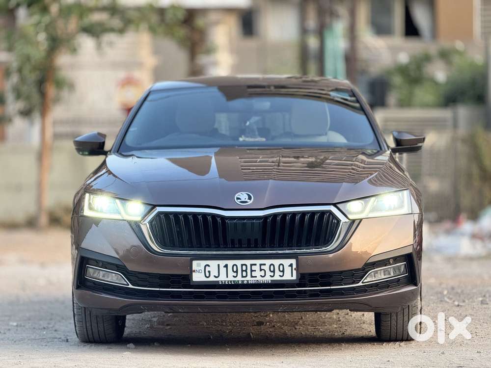 Skoda Octavia 2.0 L K Tsi At, 2022, Petrol