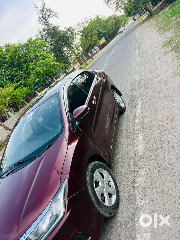 Honda City 2015 Cng & Hybrids Good Condition