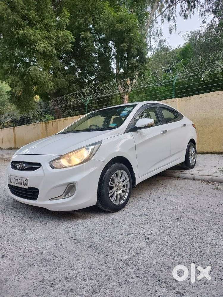 Hyundai Verna 1.6 Ex Vtvt, 2013, Petrol