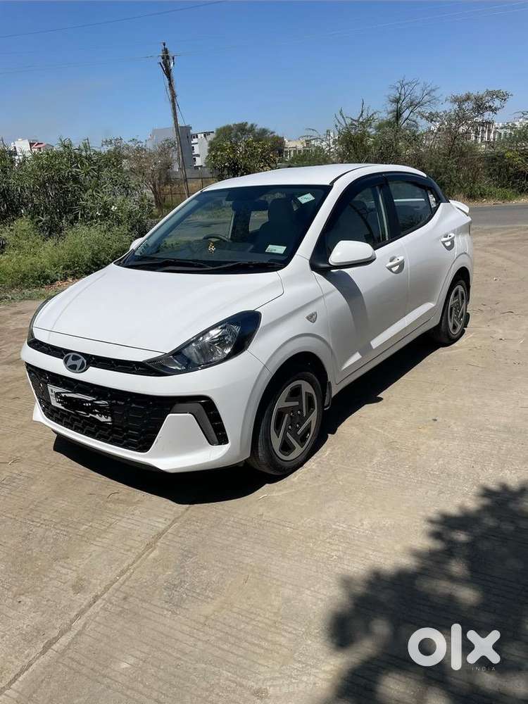 Hyundai Aura 2025 Cng & Hybrids 8000 Km Driven