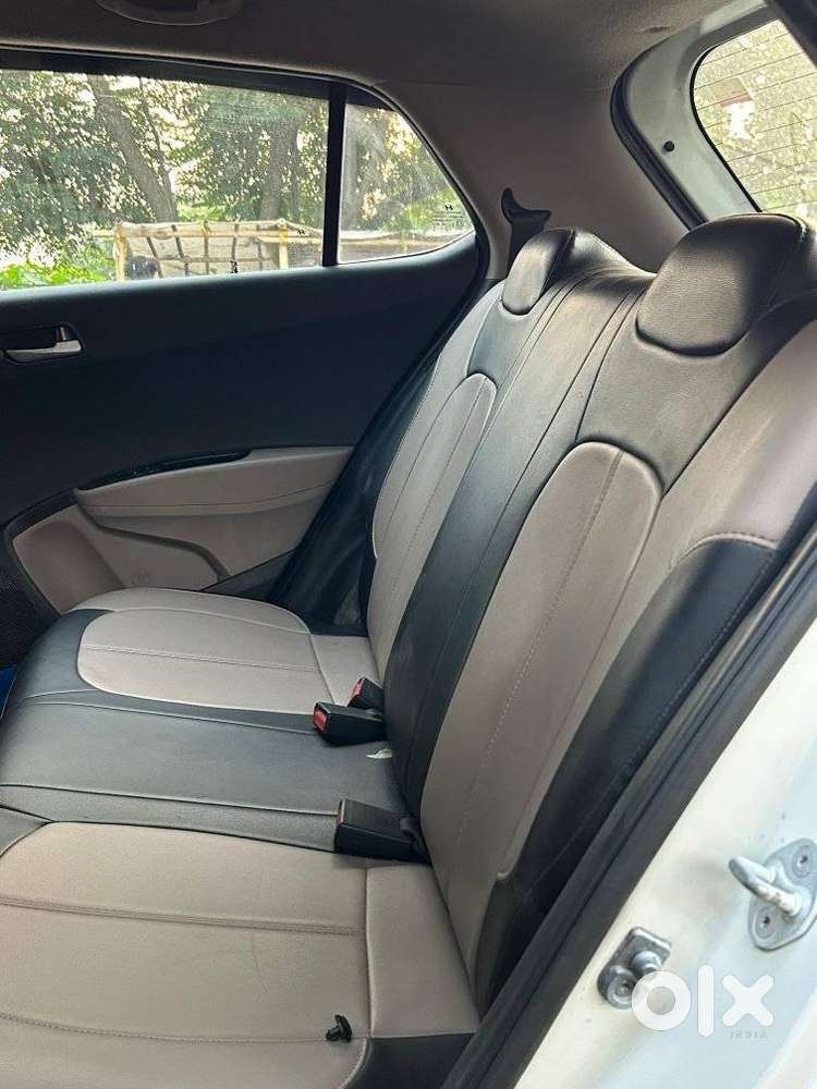 Hyundai Grand I10 Sportz, 2016, Petrol
