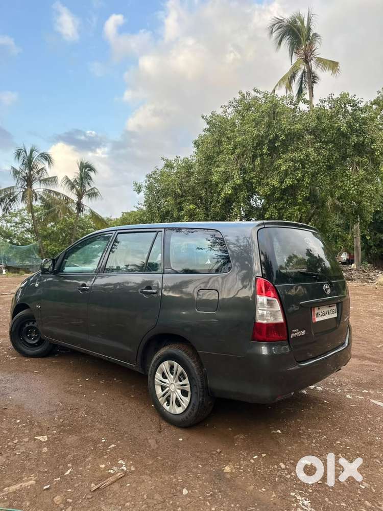 Toyota Innova 2.5 G (diesel) 8 Seater, 2010, Diesel