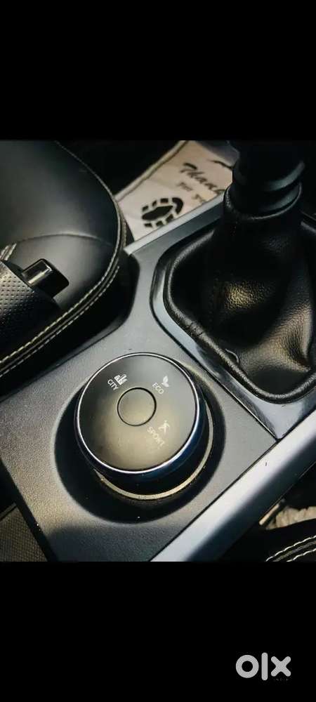 Tata Nexon 2020 Cng & Hybrids 36000 Km Driven Genuine Km