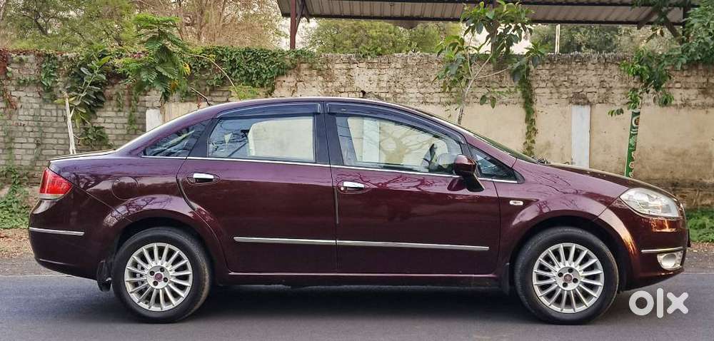 Fiat Linea Emotion 1.4 L T-jet Petrol, 2014, Petrol