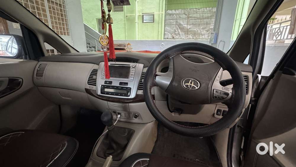 Toyota Innova 2.5 Ev Diesel Ms 7 Str Bsiii, 2012, Diesel