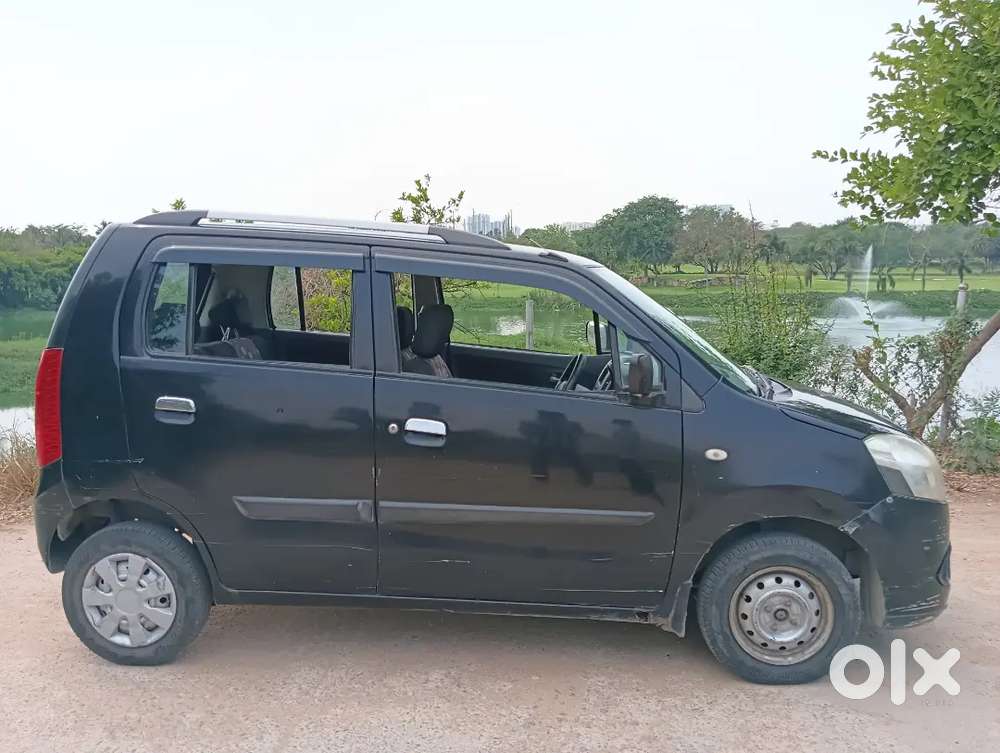 Maruti Suzuki Wagon R 2013 Petrol Well Maintained
