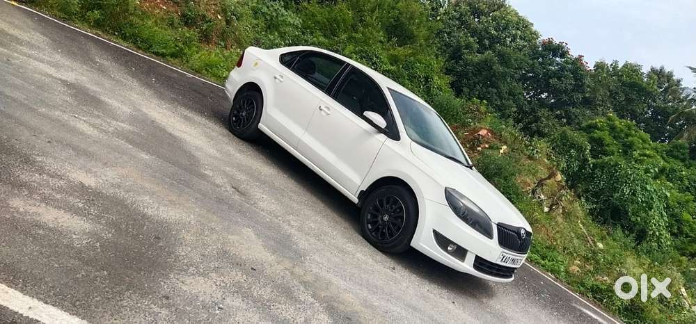 Skoda Rapid 1.6 Mpi Style Plus, 2016, Petrol
