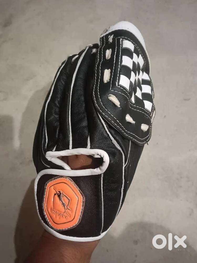 Catching Glove - SS Gravity