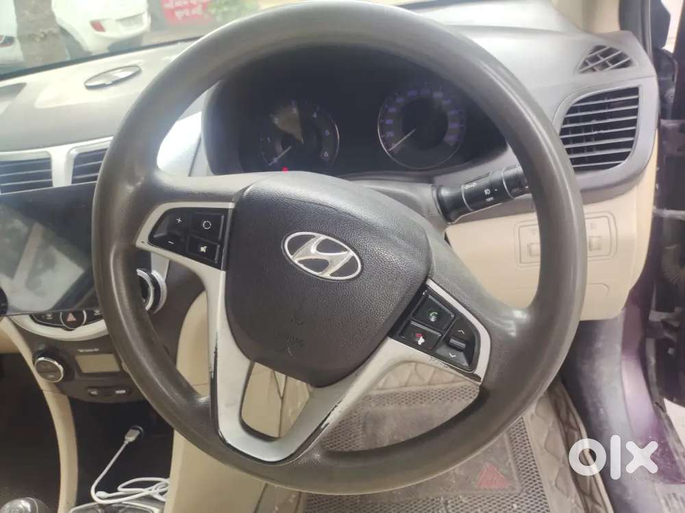 Hyundai Verna Crdi 2011