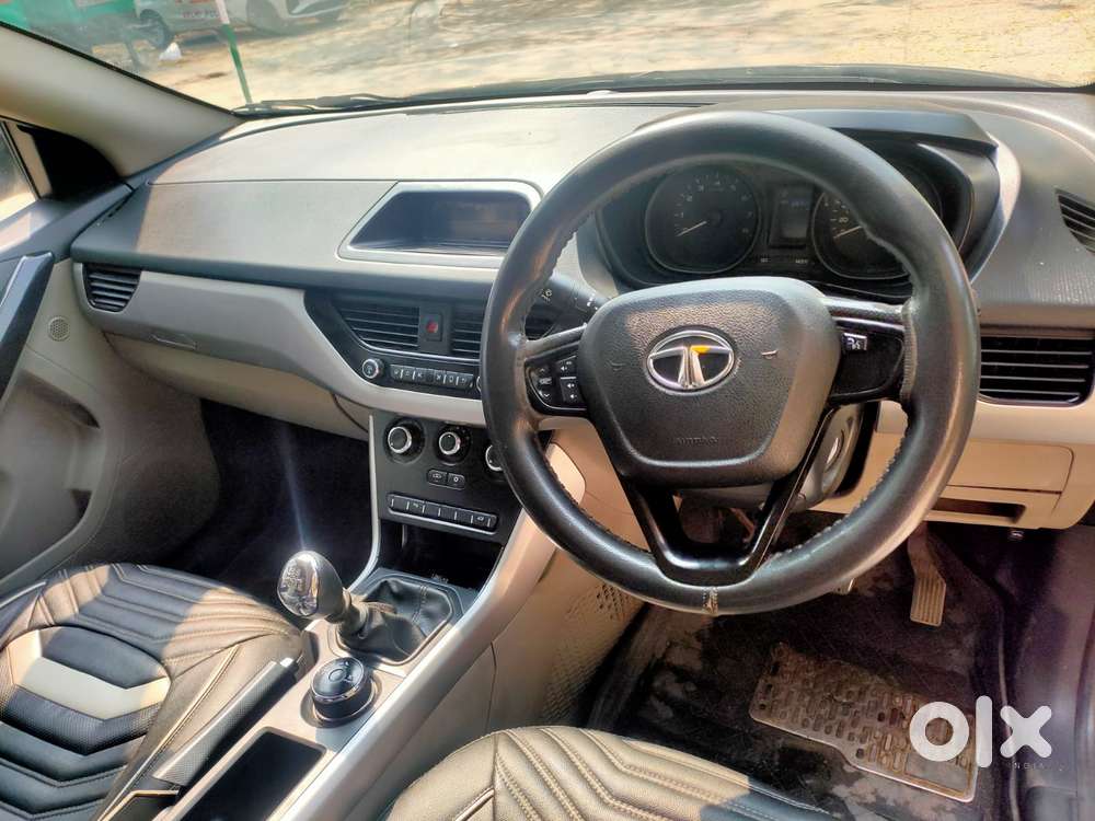 Tata Nexon 1.5 Revotorq Xm (s), 2018, Diesel