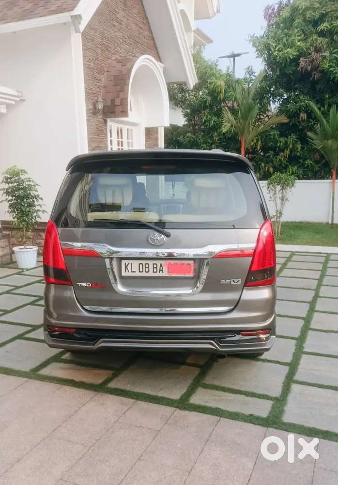 Toyota Innova 2013 Diesel 117000 Km Driven