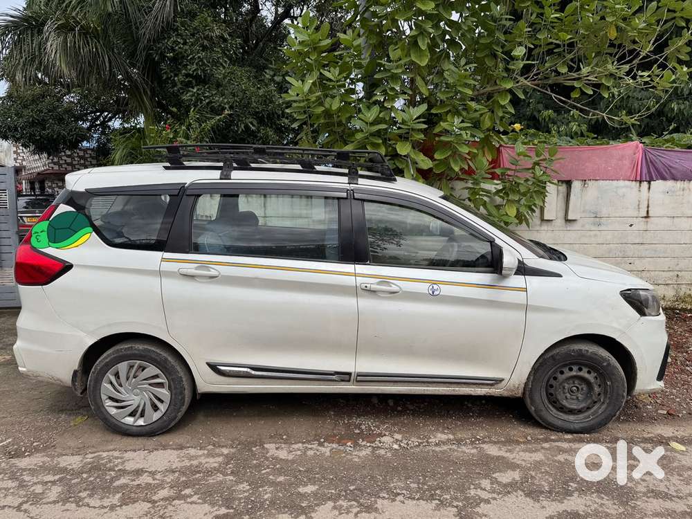 Maruti Suzuki Ertiga Petrol Manual 2021
