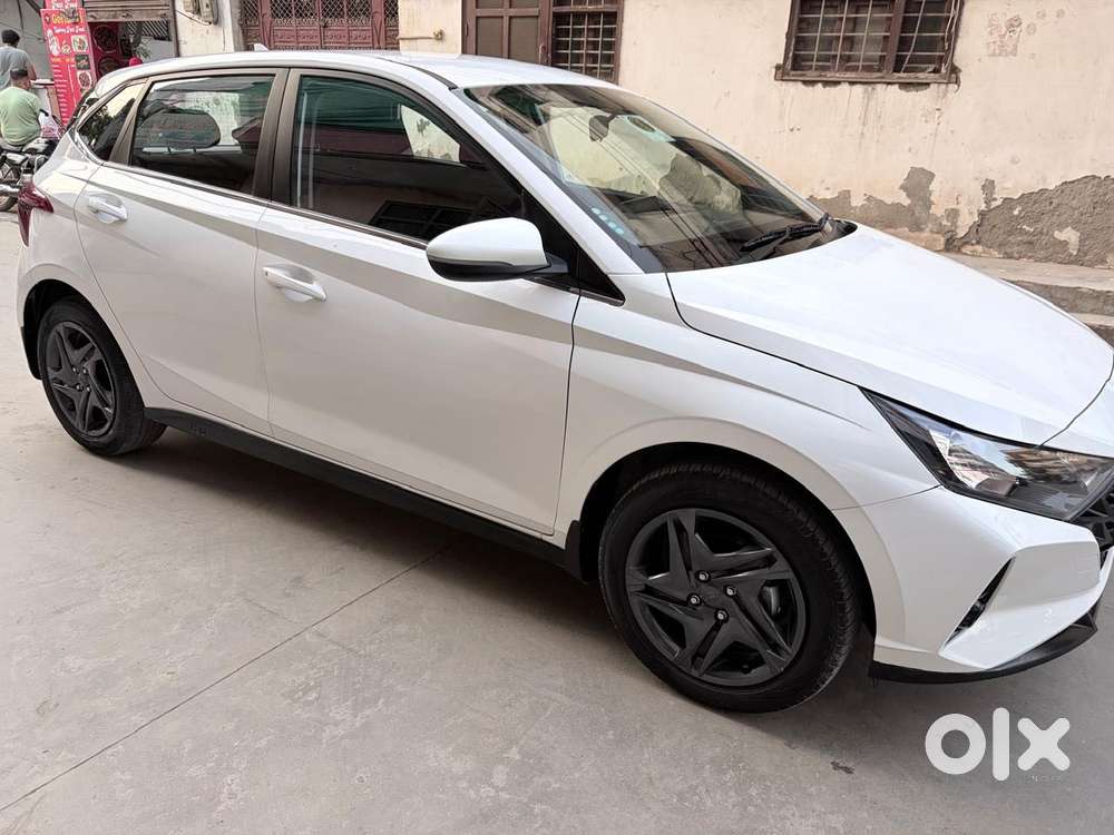 Hyundai I20 1.2 Sportz (o), 2023, Petrol