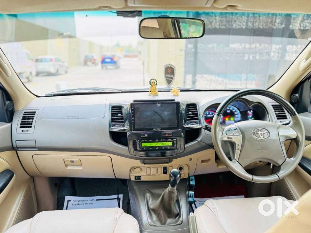 Toyota Fortuner 4x2 Manual, 2013, Diesel