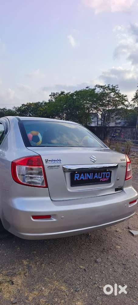 Maruti Suzuki Sx4 Vxi Bsiv, 2011, Cng & Hybrids