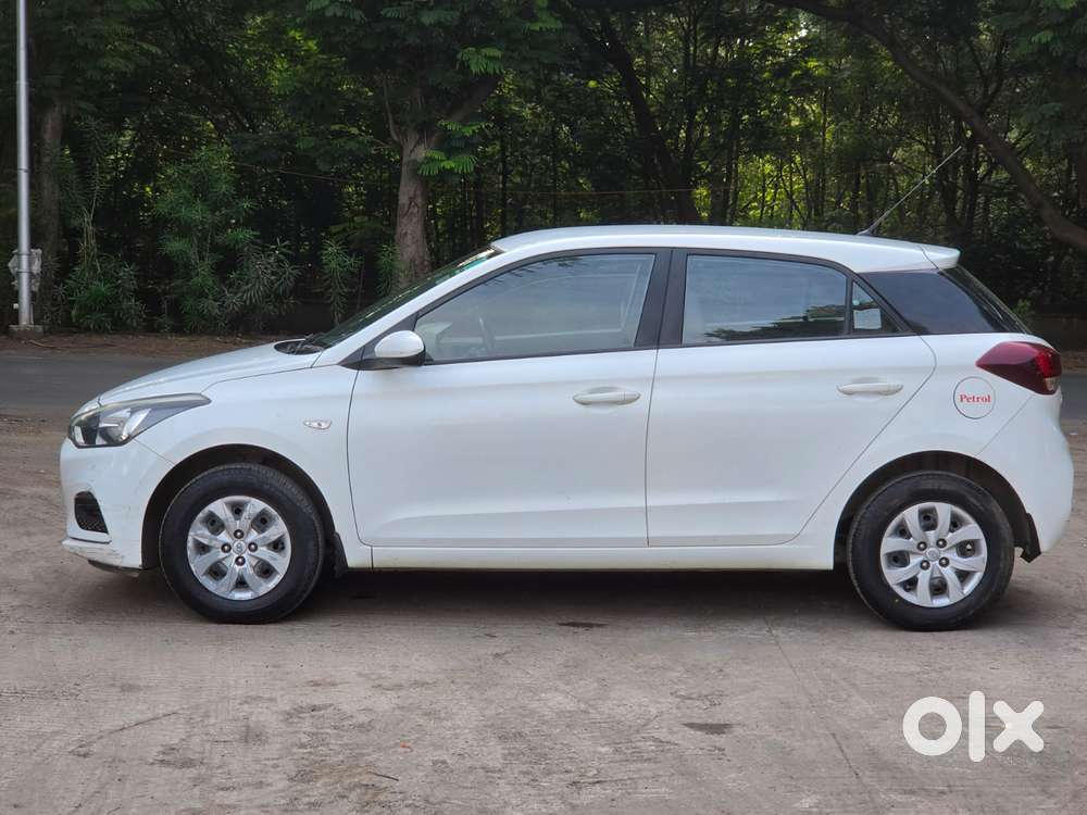 Hyundai I20 Sportz Plus, 2019, Cng & Hybrids