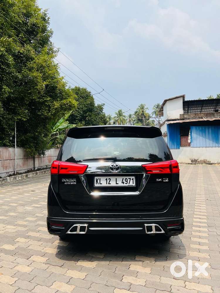 Toyota Innova Crysta