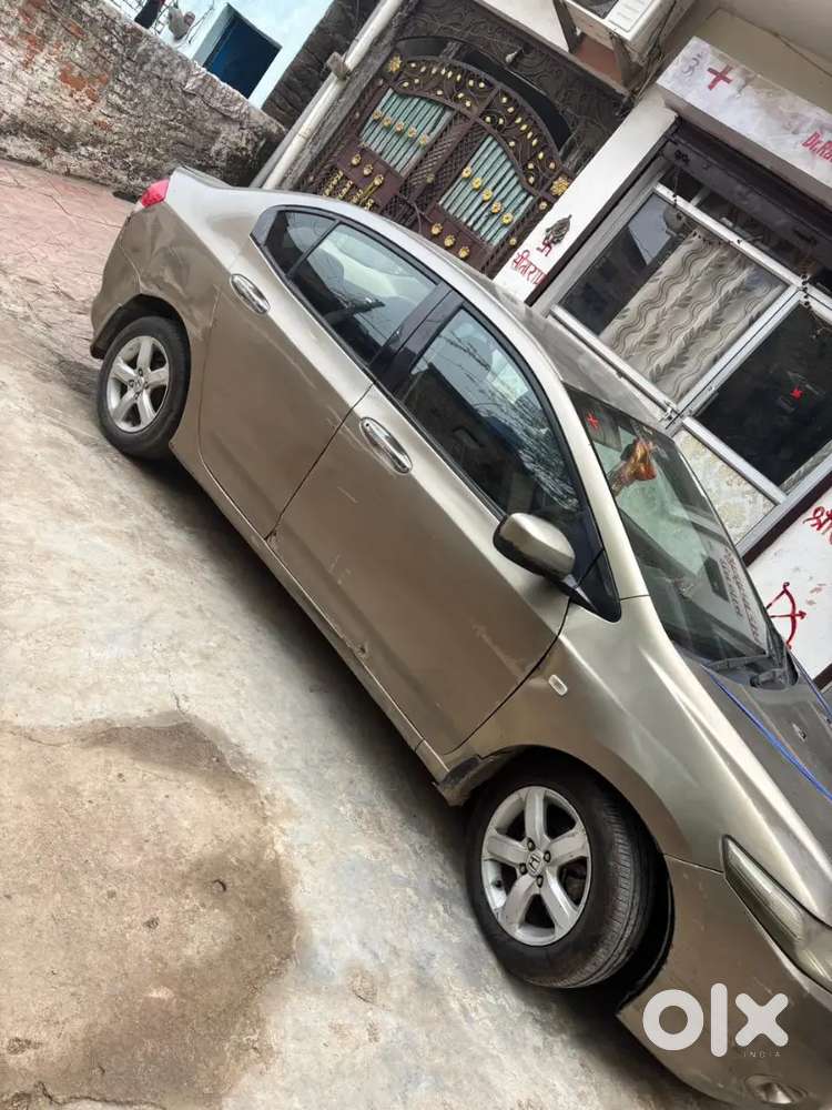 Acchi Gadi H Honda City 2011 Petrol 80000 Km Driven