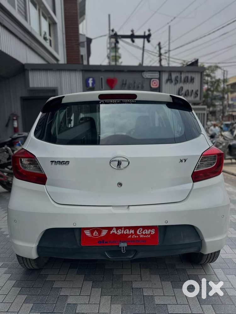 Tata Tiago 1.2 Revotron Xt, 2018, Petrol