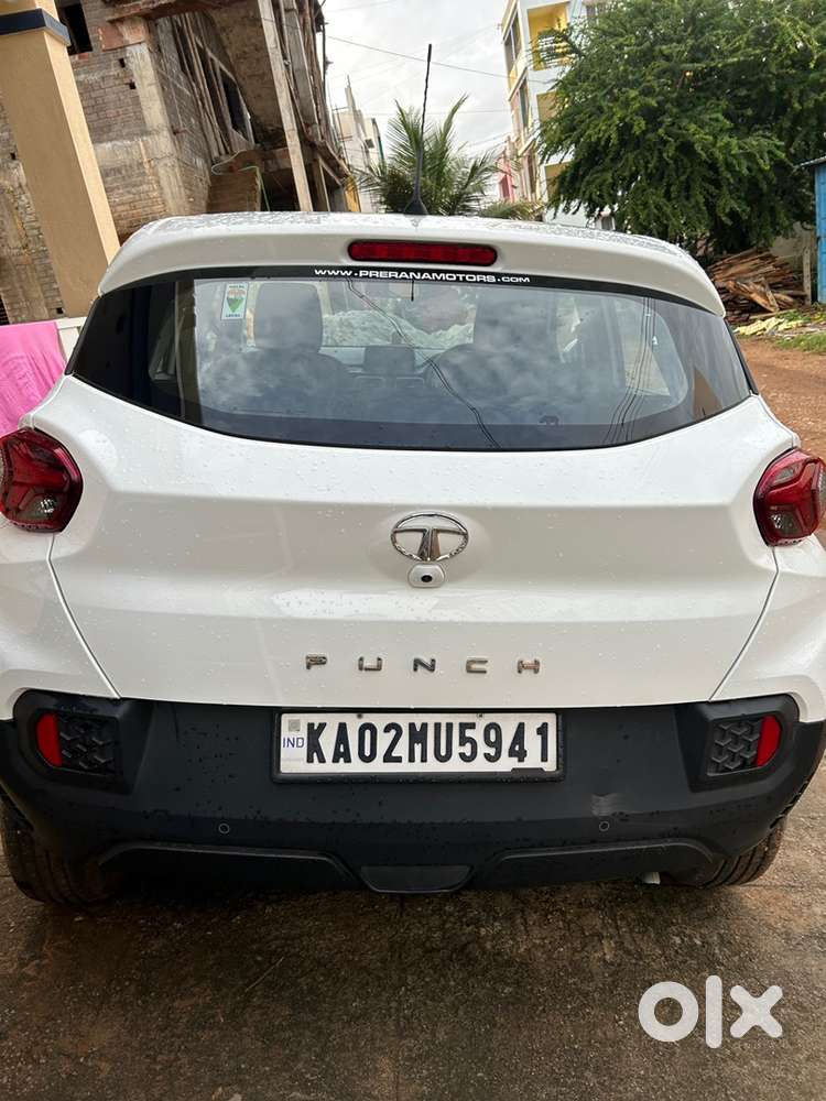 Tata Punch Accomplished Dazzle Mt | Nov 2023 | 24k Driven | 1st Owner