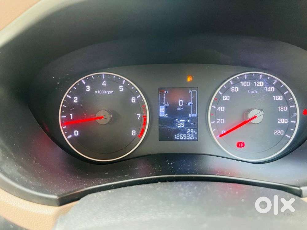 Hyundai I20 Sportz 1.2 Ivt, 2019, Petrol