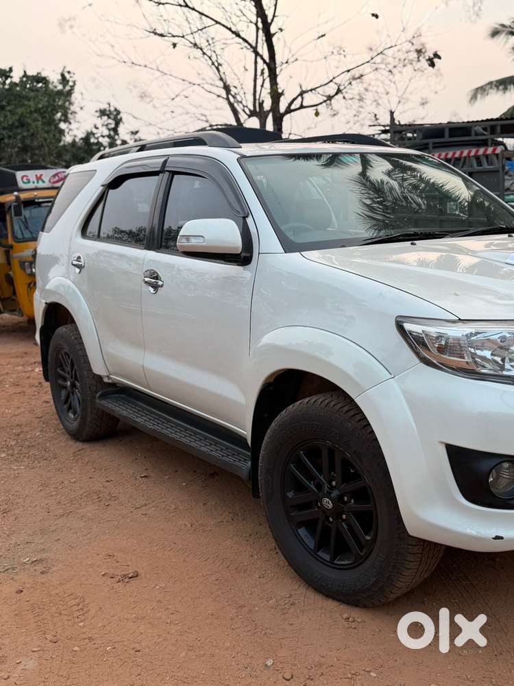 Toyota Fortuner Diesel 2013