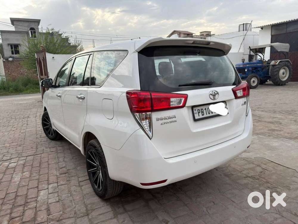 Toyota Innova Crysta 2.4 V, 2018, Diesel