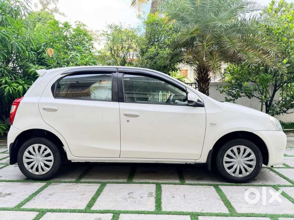 Toyota Etios Liva G, 2014, Petrol