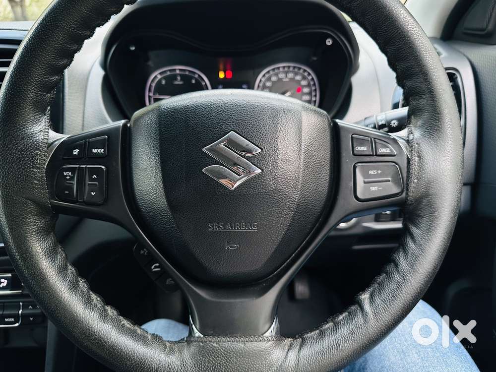 Maruti Suzuki Vitara Brezza Zdi+ Dual Tone Mt, 2018, Diesel