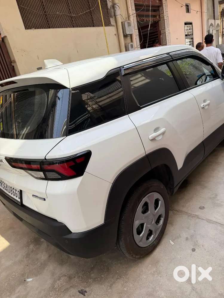 Maruti Suzuki Brezza 2025 Lxi Smart Hybrid