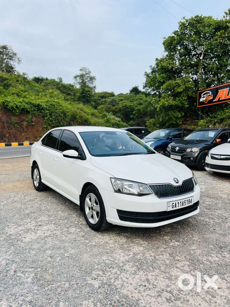 Skoda Rapid 1.0 Tsi Automatic, 2021, Petrol