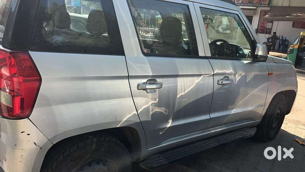 Mahindra Tuv 300 2018 Diesel Well Maintained