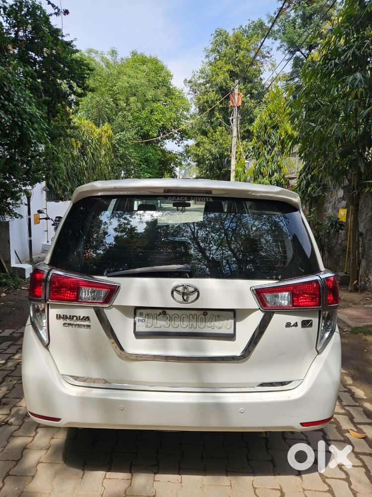 Toyota Innova Crysta 2.4 V, 2017, Diesel
