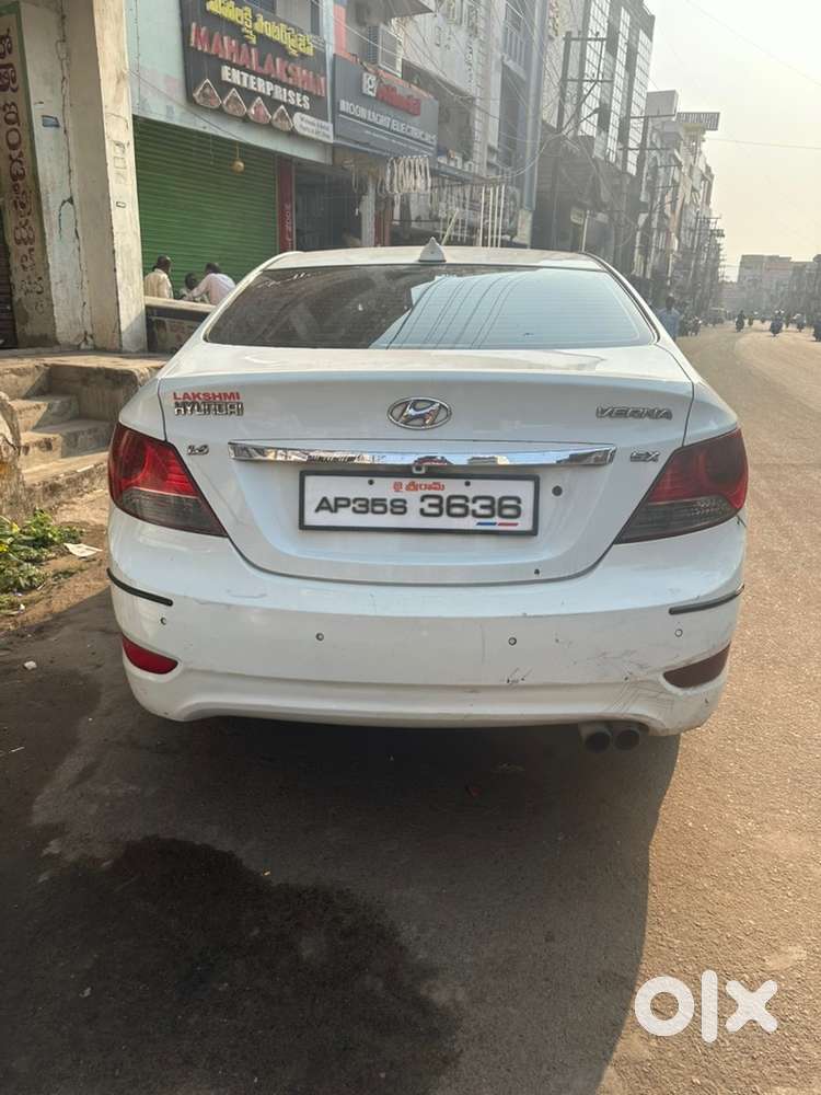 Hyundai Fluidic Verna 2013 Diesel 150000 Km Driven