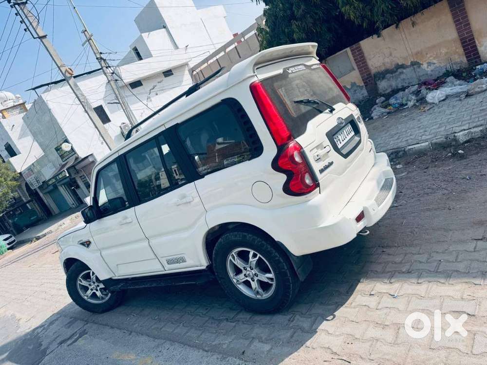 Mahindra Scorpio S10 Diesel 7 Seater
