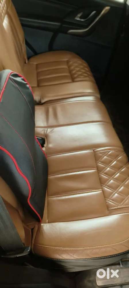 Mahindra Xuv500 W11 2021 Top Model Diesel Well Maintained