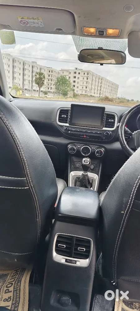 Hyundai Venue 2019 Diesel Well Maintained