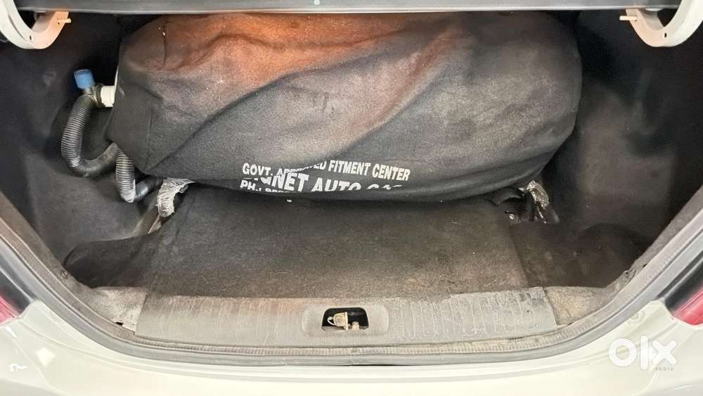 Maruti Suzuki Swift Lxi Optional-o, 2015, Cng & Hybrids