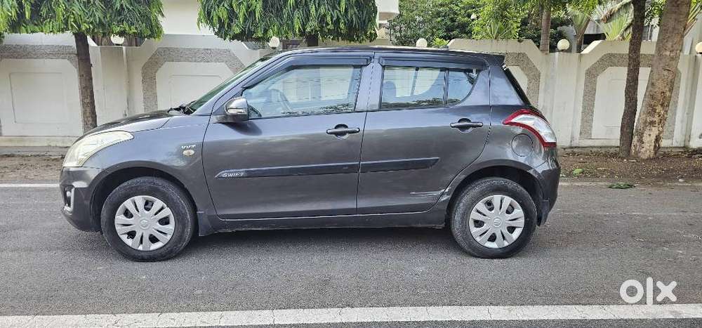 Maruti Suzuki Swift Lxi Optional-o, 2016, Petrol
