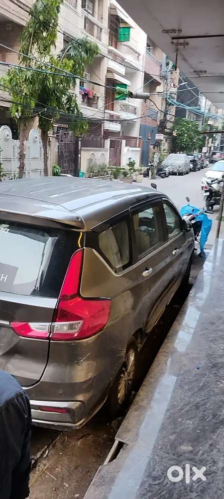 Maruti Suzuki Ertiga Dec / 2021 Hybrid Variant