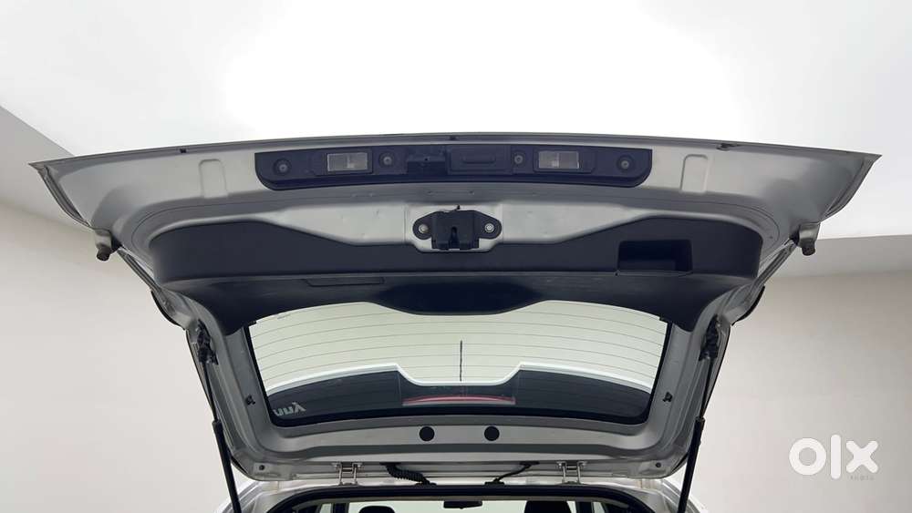 Nissan Magnite 1.0 Xv Executive, 2022, Petrol