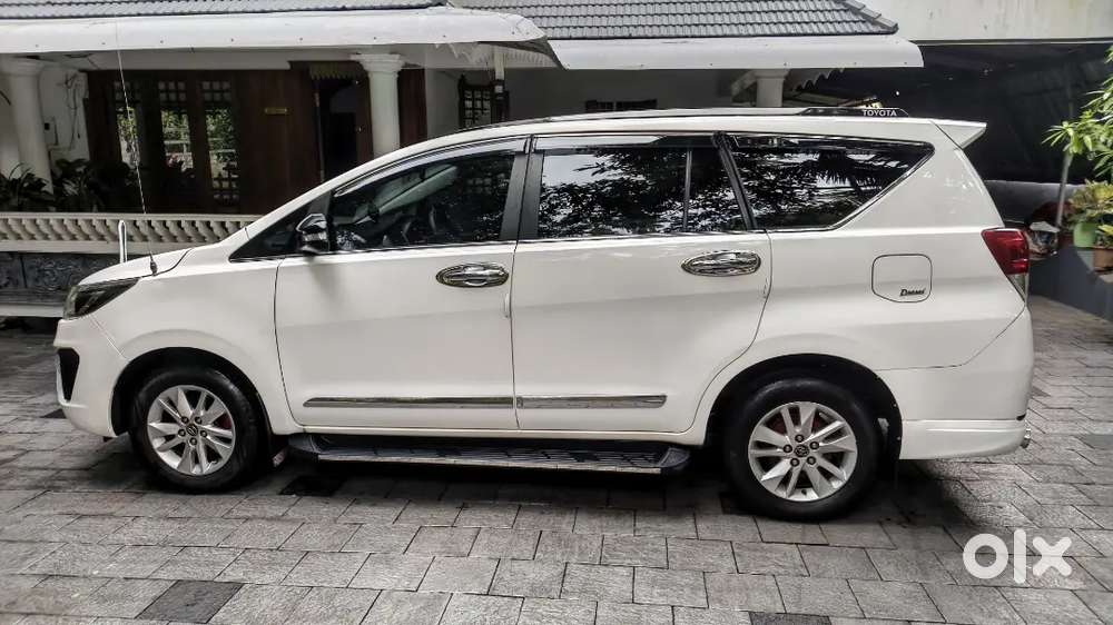 Toyota Innova Crysta 2.8 Gx 2017